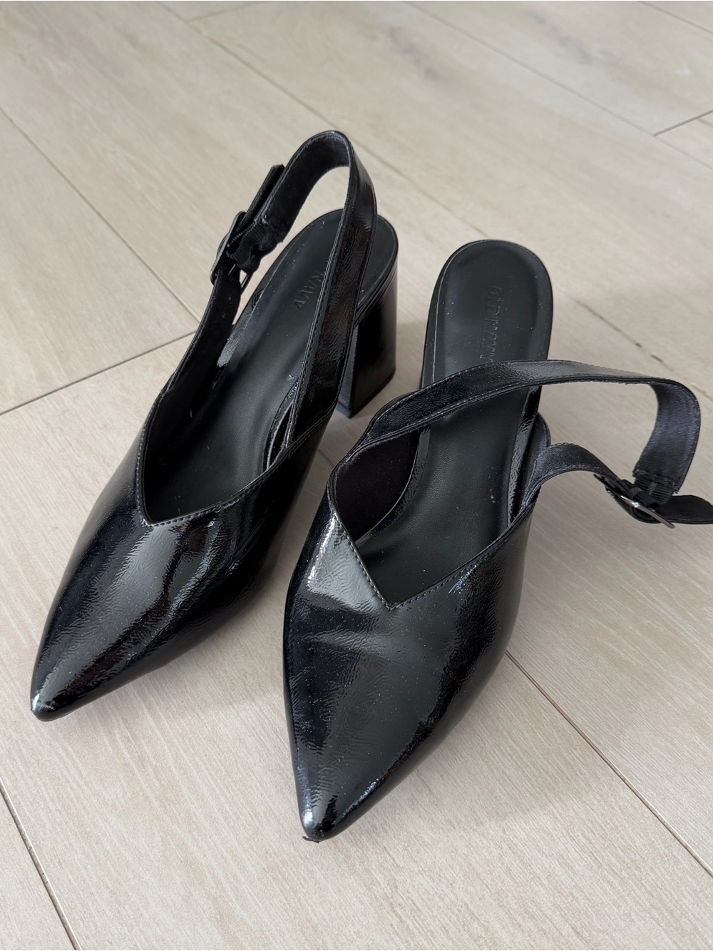 Old Navy Pointed Toe Slingback Heels Size 10